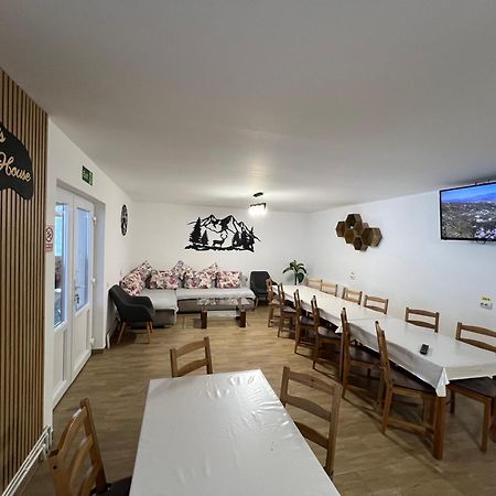 Milea'S Guesthouse Bran  Bagian luar foto